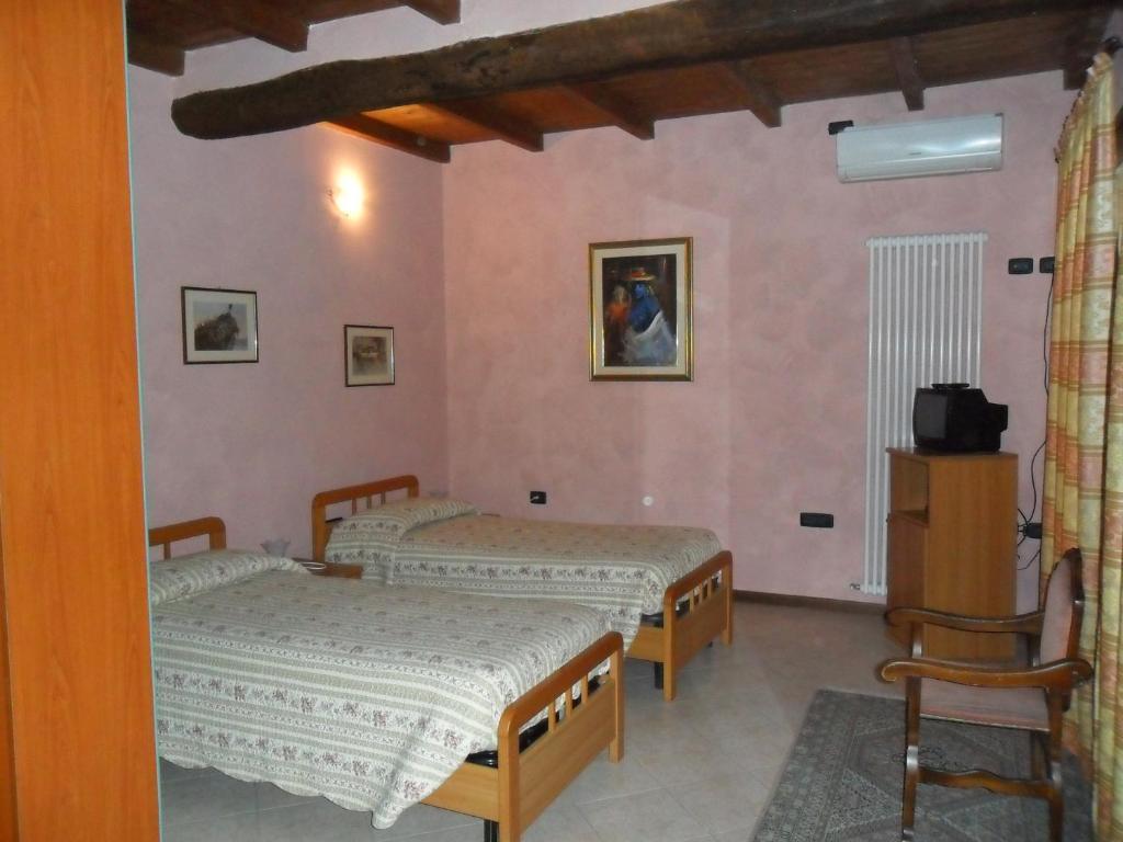 Hotel San Francesco Будріо Номер фото